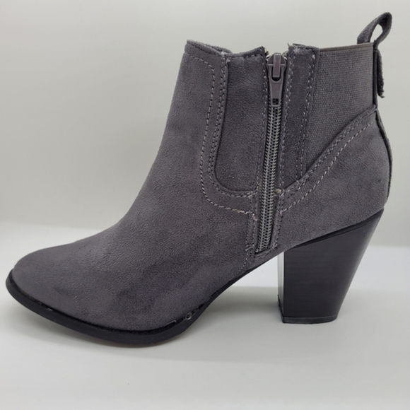 Sociology Women's Gray Suede Ankle Bootie High Heel‎ Size 7.5 - Picture 5 of 16